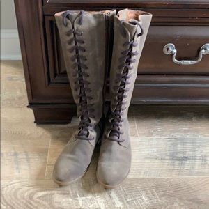 Born boots 7.5